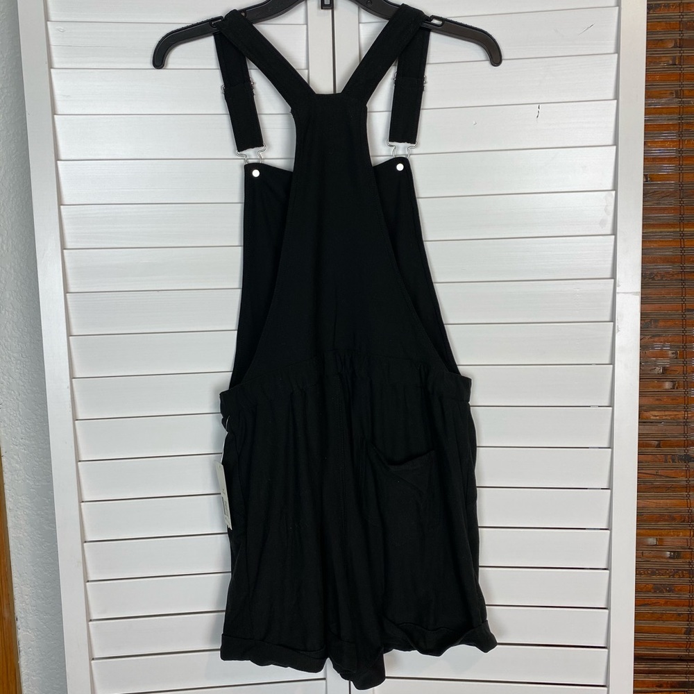 Light and Flowy NWT black comfy overalls